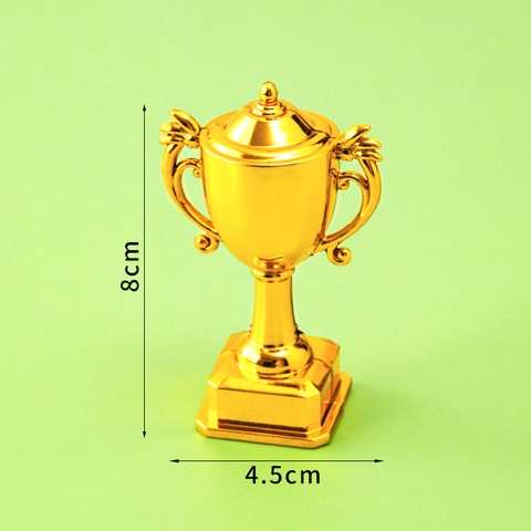 Mô hình cup vàng.