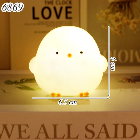 Tuong-Gà trắng gắn đèn led
