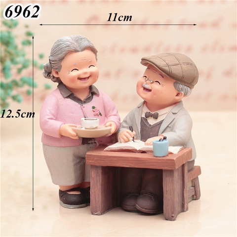Tượng Ông Bà Bê Trà Sứ