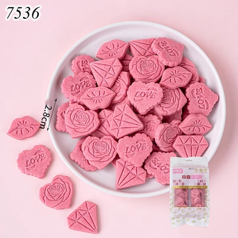 Bánh quy tim kim cương môi hồng TT