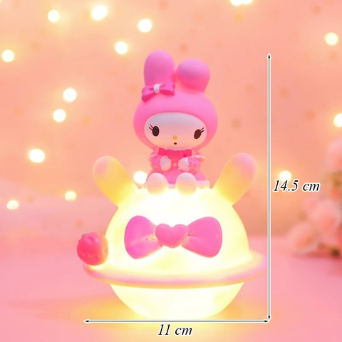 Tượng mèo Melody nơ hồng + quả cầu đèn led