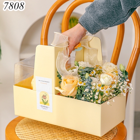 Hộp Giấy Quai Xách 2 Ngăn Vàng + Hộp mica 16*16+Đế