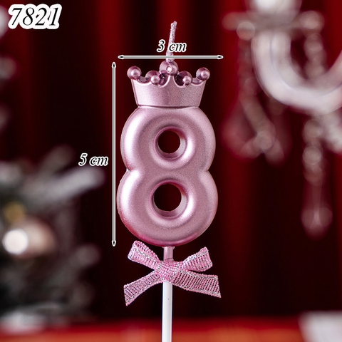 Nến số 8 vương miện hồng