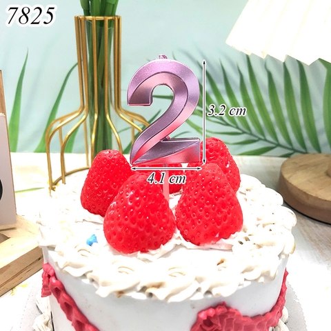 Nến số nhũ hồng 3D số 2
