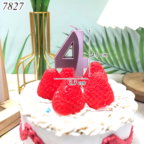Nến số nhũ hồng 3D số 4