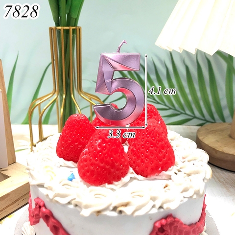 Nến số nhũ hồng 3D số 5
