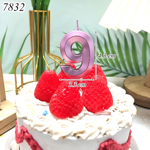 Nến số nhũ hồng 3D số 9