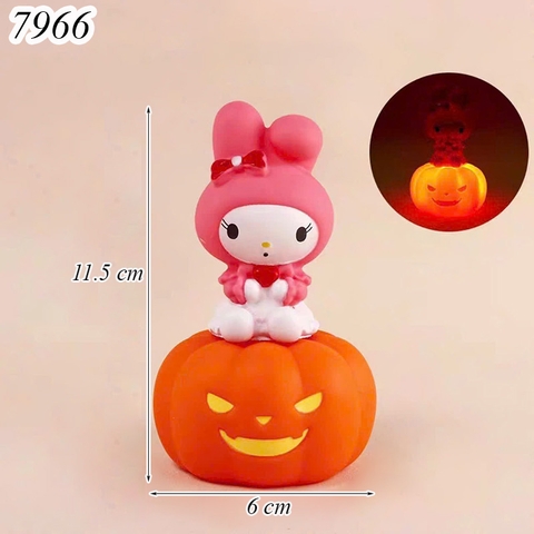 Tượng Melody Nơ Đỏ + Đèn Led Bí Ngô