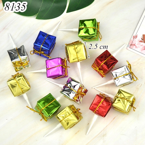 Set 10 hộp quà noel gắn chân cắm nhựa