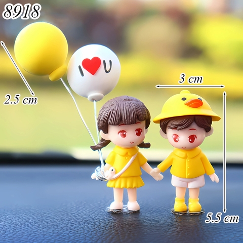 Tượng Cặp Đôi Áo Vàng Cầm Bóng Bay I ❤️ You TQ