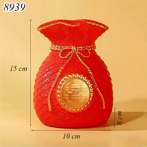Bình cắm hoa nhựa hình túi may mắn đỏ TQ