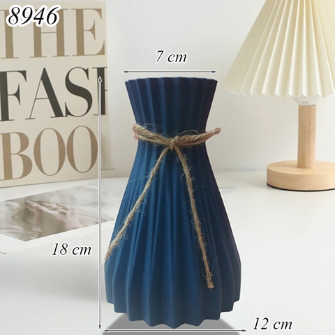 Bình cắm hoa nhựa xanh dương đậm quấn dây gai TQ