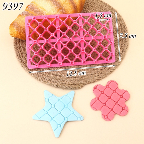 Khuôn ấn nhựa họa tiết hình bướm TQ
