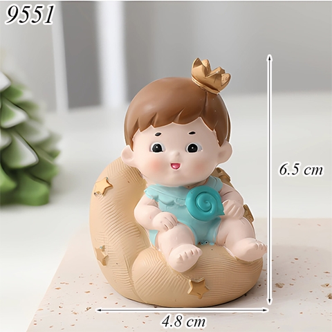 Tượng Sứ Bé Trai Ngồi Đệm Sao Cầm Kẹo Mút TQ