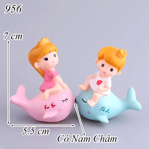 Tuong -  cặp đôi em bé cá heo