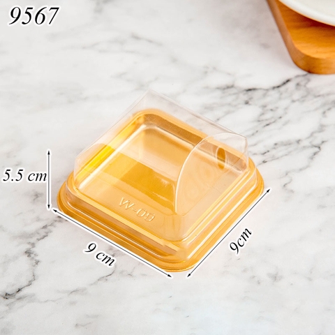Hộp W09 đựng bánh vuông nắp vòm – màu vàng TQ