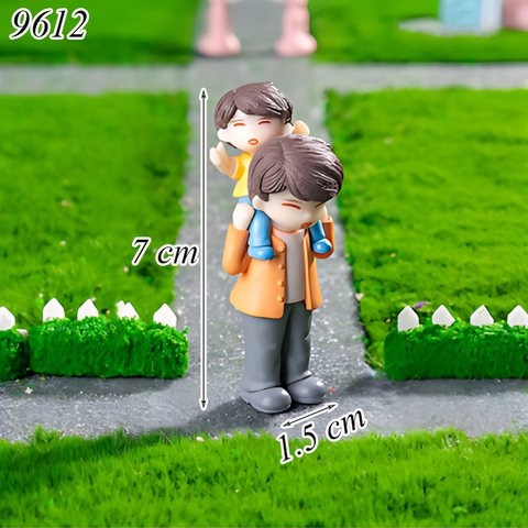 Tượng bố áo cam và con trai áo vàng TQ