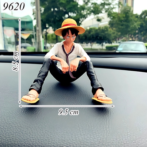 Tượng Luffy ngồi áo trắng nhựa đặc TQ