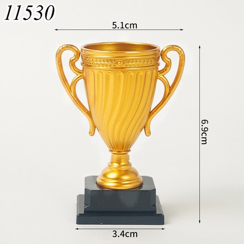 1 Chiếc Cup Vàng Đế Đen
