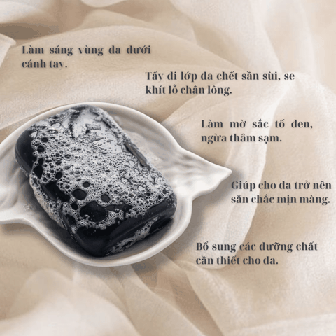 Xà phòng Pelican For Back Cleansing Soap giúp giảm thâm nách ngừa mụn từ đá than Nhật Bản chính hãng 80g