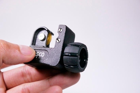 Dao cắt cỡ nhỏ lưỡi Titan TB20T