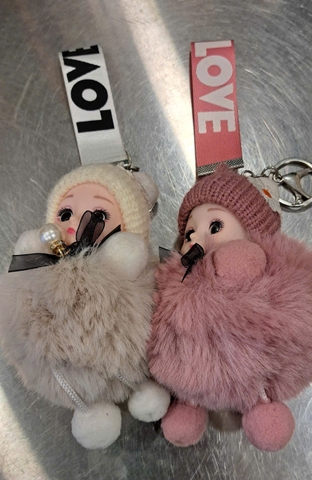 Móc khóa hình búp bê