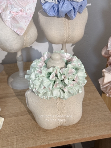 Scrunchie Cẩm Tú Cầu handmade by The Noya CTC16