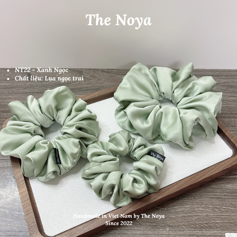 Dây buộc tóc scrunchies vải lụa ngọc trai co giãn phong cách Hàn Quốc xinh xắn cho nữ The Noya NT22