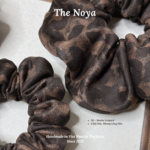Mocha Leopard - Dây buộc tóc họa tiết da báo tone nâu mocha – handmade by The Noya N1