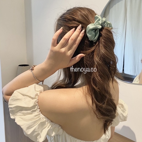 Dây buộc tóc Scrunchies lụa cao cấp sản xuất tại Việt Nam cỡ lớn The Noya ST06