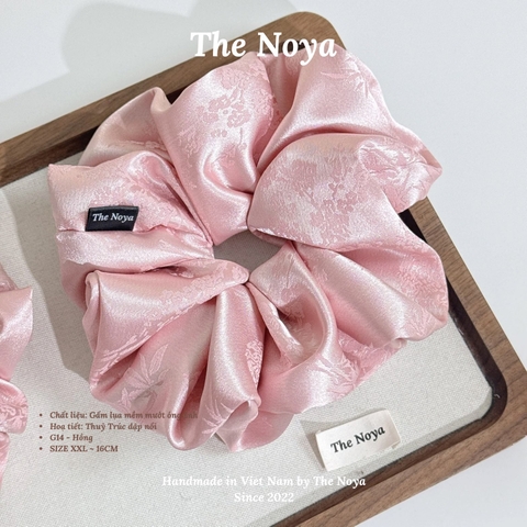 [Có SIZE LỚN] Cột tóc Gấm Lụa Thuỷ Trúc siêu mềm mướt óng ánh may thủ công The Noya G12, G13, G14