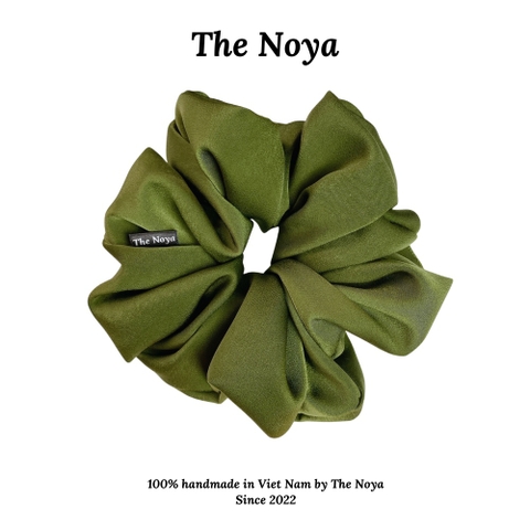 Cột tóc Scrunchies lụa oversize mềm mại bồng bềnh sản xuất tại Việt Nam dễ thương The Noya NT02