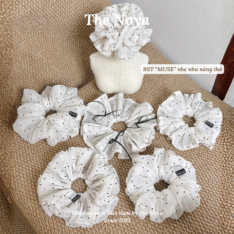 Dây buộc tóc cột tóc MUSE SCRUNCHIE hoạ tiết chấm bi nổi handmade by The Noya