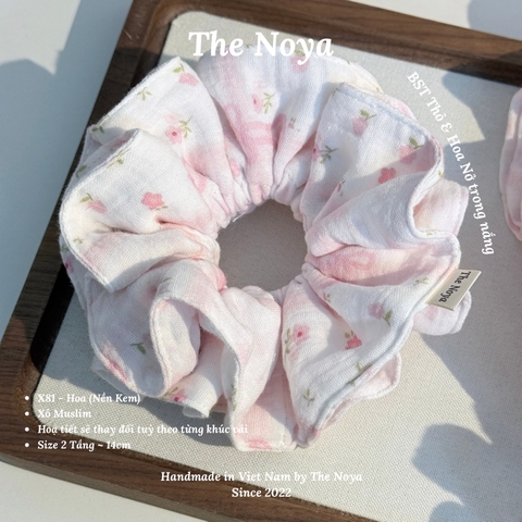 [BST Thỏ & Hoa Nở Trong Nắng] Scrunchie, dây buộc tóc xô muslim handmade siêu phồng hoạ tiết vintage The Noya X81 - Hoa nền kem