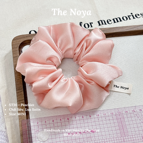 Dây buộc tóc scunchies lụa satin mềm mại dễ thương by The Noya ST30