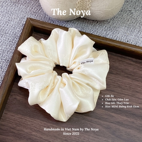 Cột tóc Gấm Lụa Thuỷ Trúc siêu mềm mướt óng ánh siêu phồng may thủ công The Noya G16