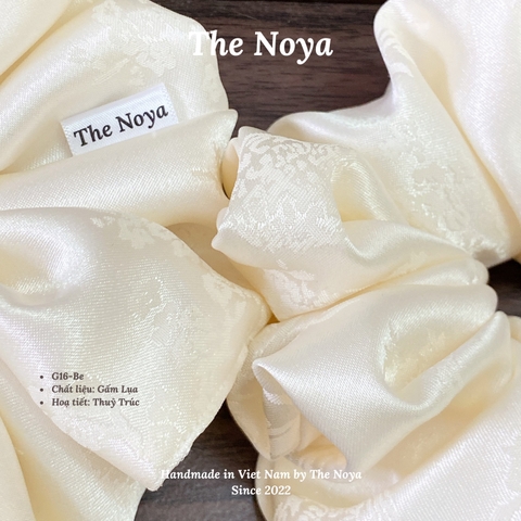 Cột tóc Gấm Lụa Thuỷ Trúc siêu mềm mướt óng ánh siêu phồng may thủ công The Noya G16