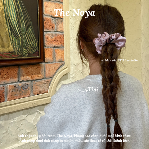 Dây buộc tóc Scrunchies lụa satin màu Violet cỡ lớn siêu bồng bềnh handmade 100% The Noya ST11