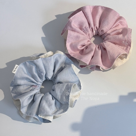 BST Mây Thêu - Scrunchie, dây cột tóc SIÊU TO BỒNG BỀNH chất liệu đũi thêu hoa handmade by The Noya