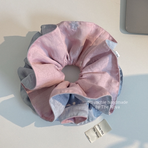 BST Mây Thêu - Scrunchie, dây cột tóc SIÊU TO BỒNG BỀNH chất liệu đũi thêu hoa handmade by The Noya