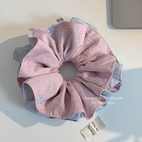 BST Mây Thêu - Scrunchie, dây cột tóc SIÊU TO BỒNG BỀNH chất liệu đũi thêu hoa handmade by The Noya