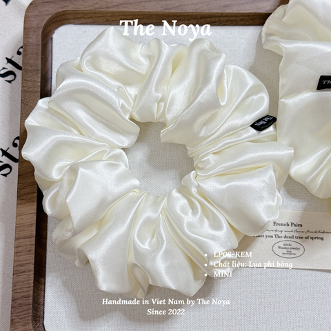 Dây buộc tóc siêu phồng handmade phi lụa MÀU KEM by The Noya LP06