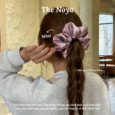 Dây buộc tóc Scrunchies lụa satin màu Violet cỡ lớn siêu bồng bềnh handmade 100% The Noya ST11