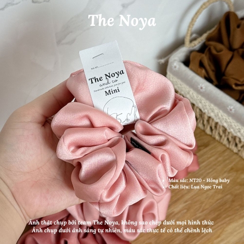 Dây buộc tóc Scrunchies lụa màu Hồng Baby cỡ lớn bồng bềnh handmade The Noya NT20