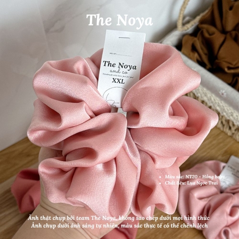 Dây buộc tóc Scrunchies lụa màu Hồng Baby cỡ lớn bồng bềnh handmade The Noya NT20