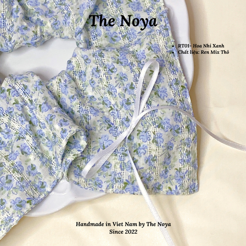 Hoa Nhí Xanh-Dây buộc tóc handmade vuông by The Noya RT01