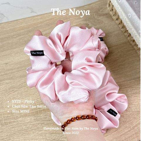 Pinky Scrunchies - Dây buộc tóc siêu phồng handmade phi lụa by The Noya ST23