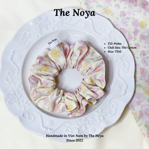 Pinka-Dây buộc tóc handmade mí viền by The Noya T12