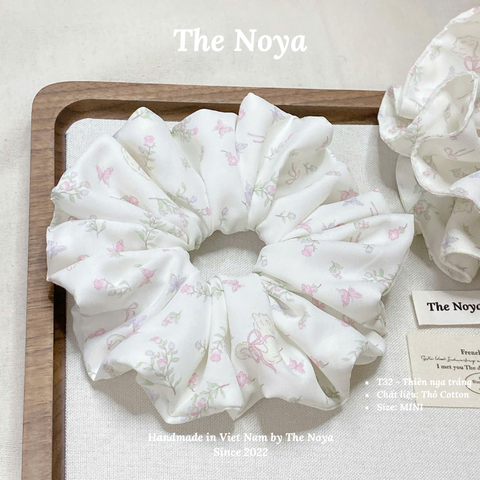 Dây buộc tóc handmade hoạ tiết thiên nga trắng mix nơ by The Noya T32