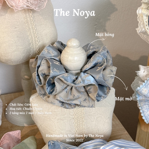 [SIÊU TO] Cột tóc Gấm Lụa chuồn chuồn, dây buộc tóc vuông 2 mặt siêu mềm mướt óng ánh may thủ công The Noya G15